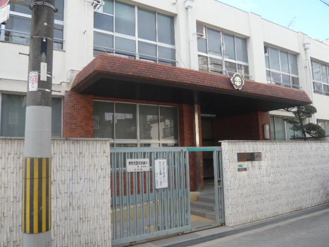 Primary school. 327m to Osaka City Tanaka Elementary School