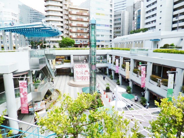 Shopping centre. 833m to Keihan City Mall (shopping center)