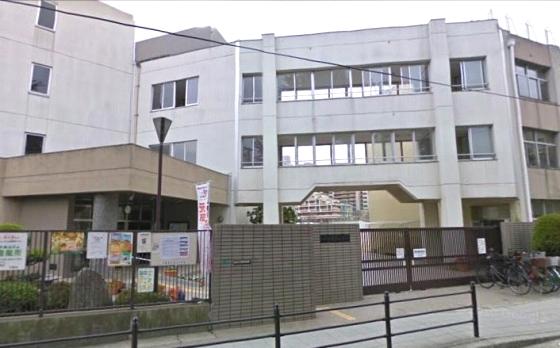 Primary school. 211m to Osaka Yodogawa Elementary School