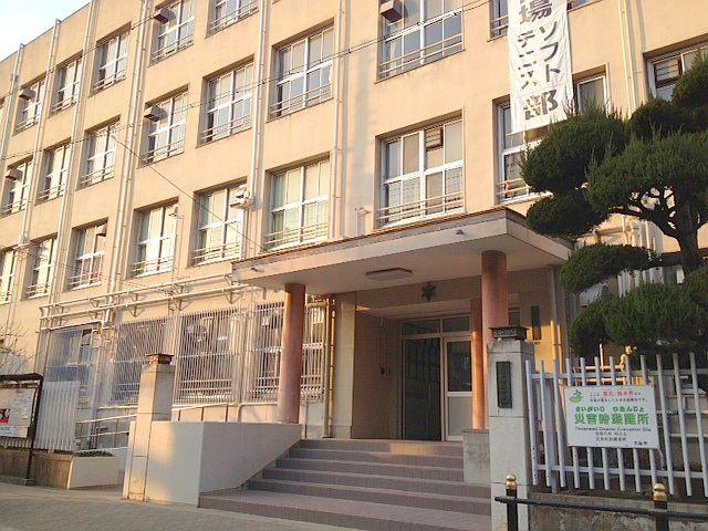 Other. Osaka Municipal Miyakojima junior high school (the school gate)