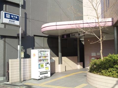 Other local. Osaka Municipal Tanimachi Miyakojima Station