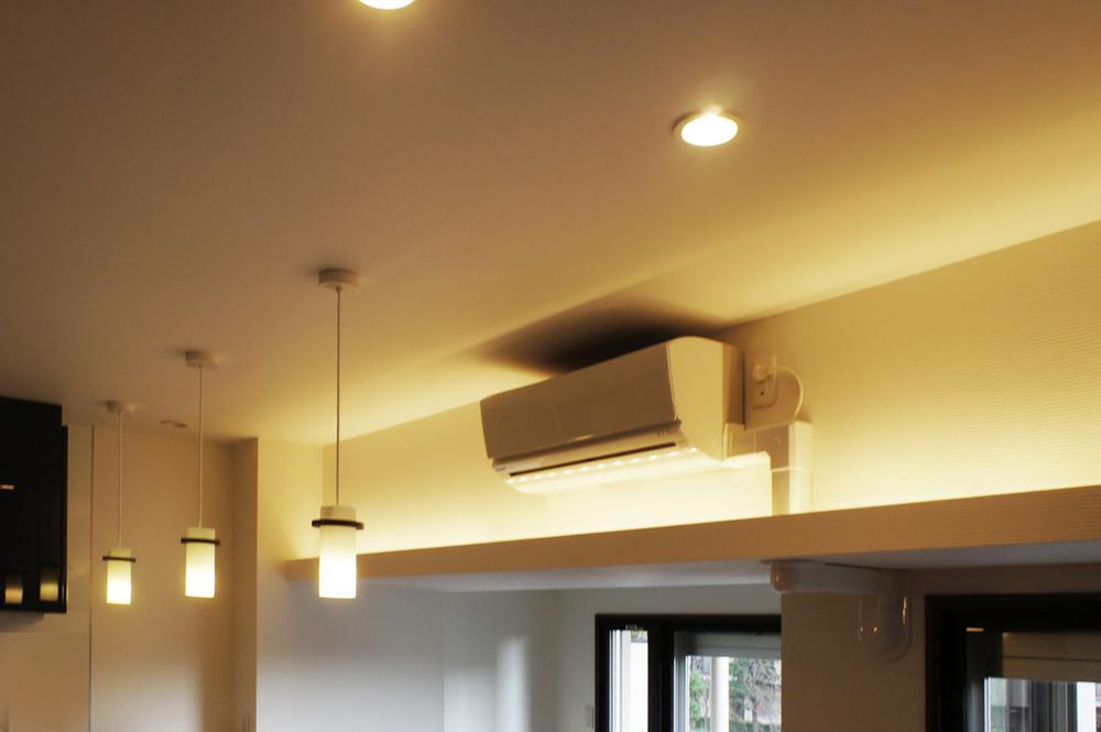 Living. (January 2013) Shooting