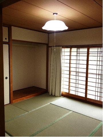 Other room space. Alcove with a Japanese-style room 8.0 quires. 