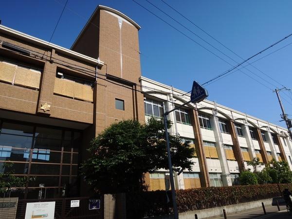 Other. Takakura 316m until junior high school A 4-minute walk