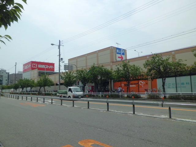 Shopping centre. 451m to the Kansai Super menu lard