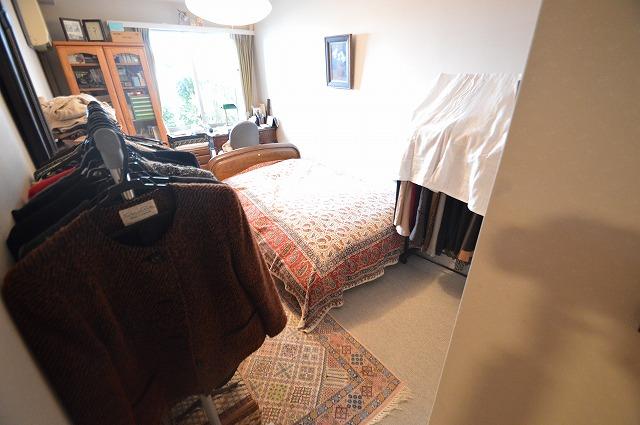 Non-living room. Indoor (12 May 2013) Shooting