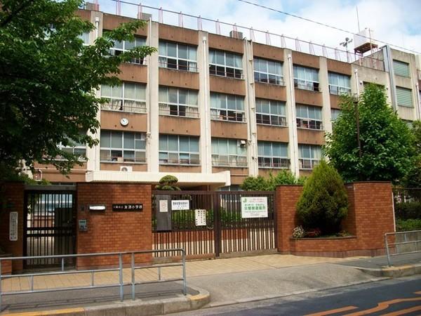 Other. Tomobuchi elementary school 9 minute walk