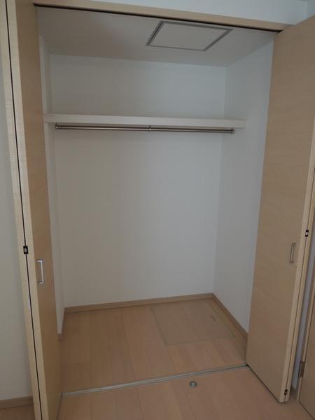 Receipt. 1st floor Western-style 5.4 Pledge CL. Because there is a depth, Large storage.