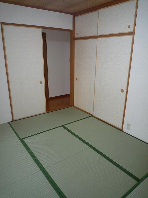 Non-living room. ◇ is a Japanese-style room
