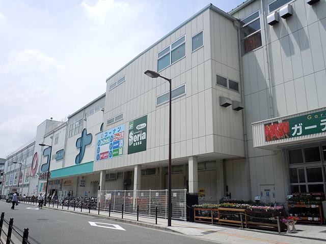 Home center. Konan JR Imamiya until Station shop 950m