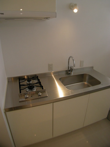 Kitchen. 605