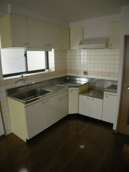 Kitchen. 601