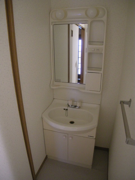 Washroom. 601