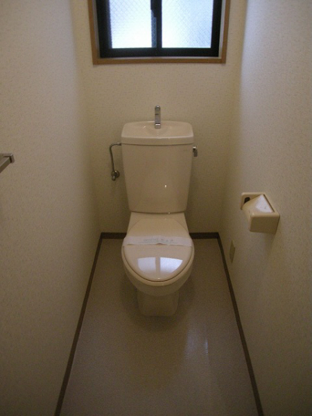 Toilet. 601