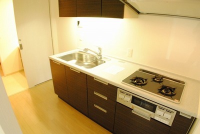 Kitchen. 3-neck gas system K