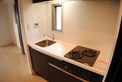 Kitchen. Two-burner gas system K