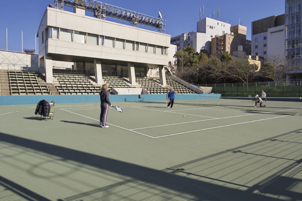 Surrounding environment. Utsubo Park / Utsubo Tennis Center (3-minute walk ・ About 240m)