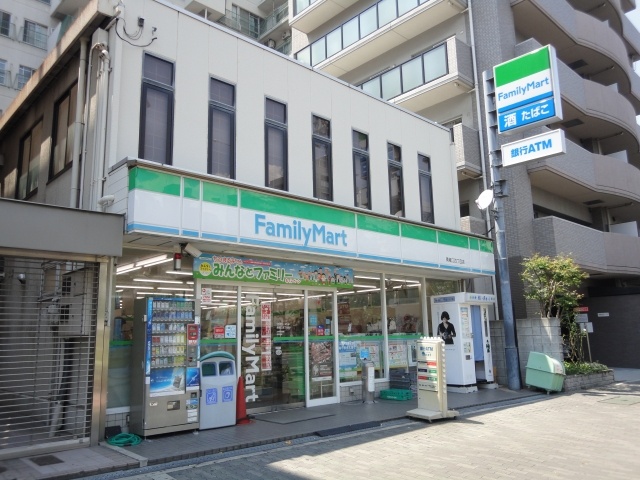 Convenience store. FamilyMart Minamihorie 4-chome up (convenience store) 50m