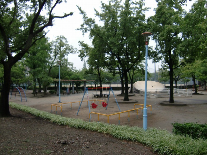 park. 733m to Matsushima park (park)