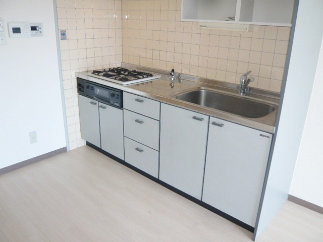 Kitchen. System kitchen