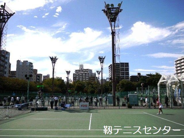 Other Environmental Photo. Utsubo Tennis Center up to 100m