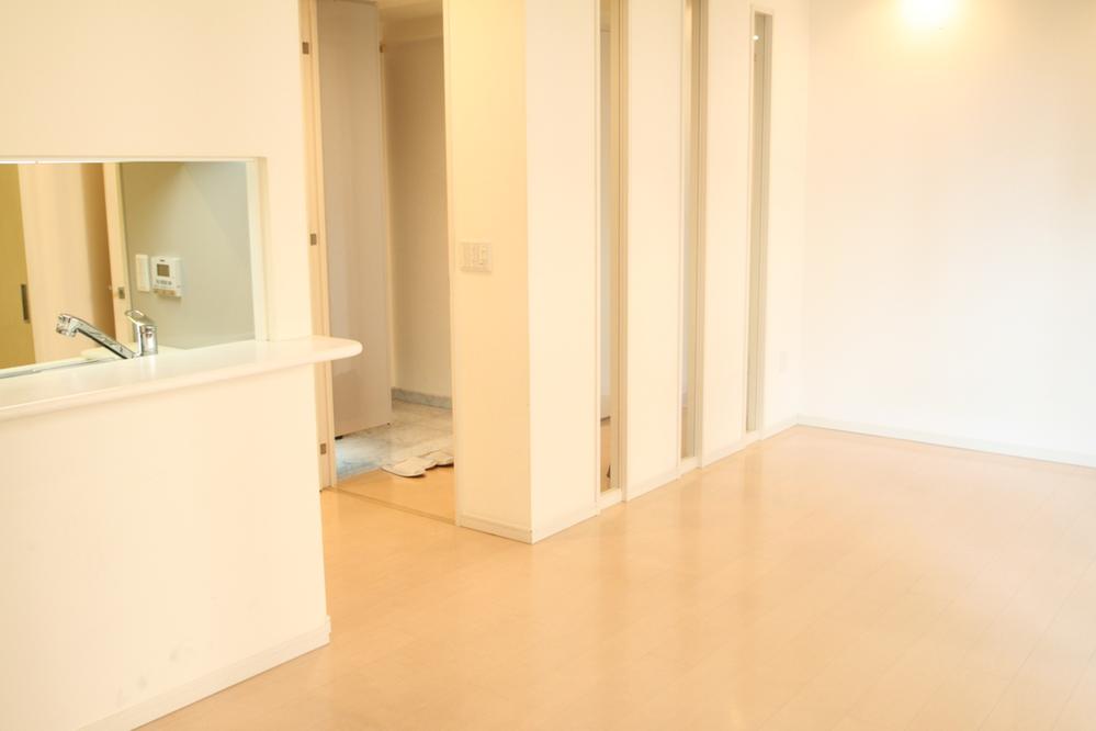 Living. Indoor (12 May 2013) Shooting