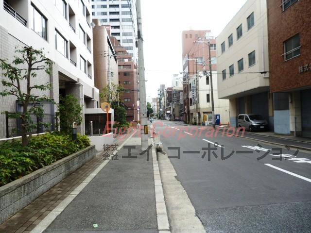 Other local. Frontal road