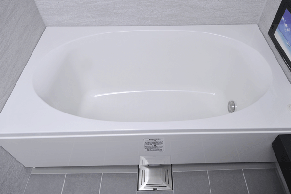 Bathing-wash room.  [Bathtub] Tub soft line is gently wrap the body. To produce a comfortable bath time (same specifications)