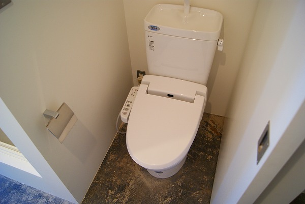 Toilet