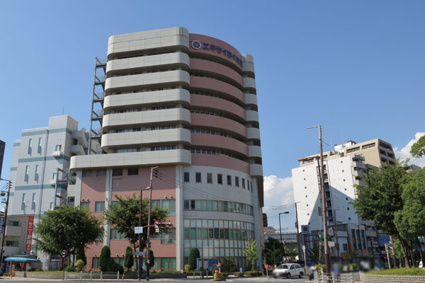 Surrounding environment. Osaka Ekisaikai hospital (a 4-minute walk ・ About 310m)