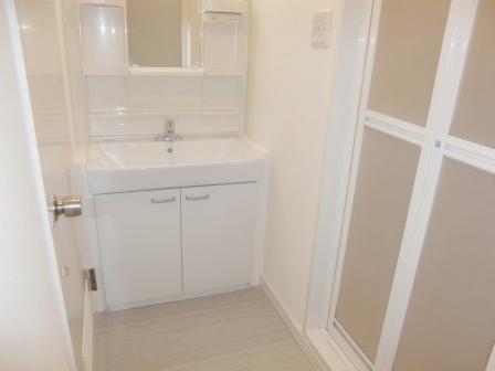 Washroom. Pitattohausu Nishinagahori shop Tel0120-47-4625