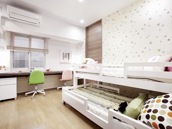 Kids room, Corridor, Family space, You can enter and exit from the three locations of the master bedroom