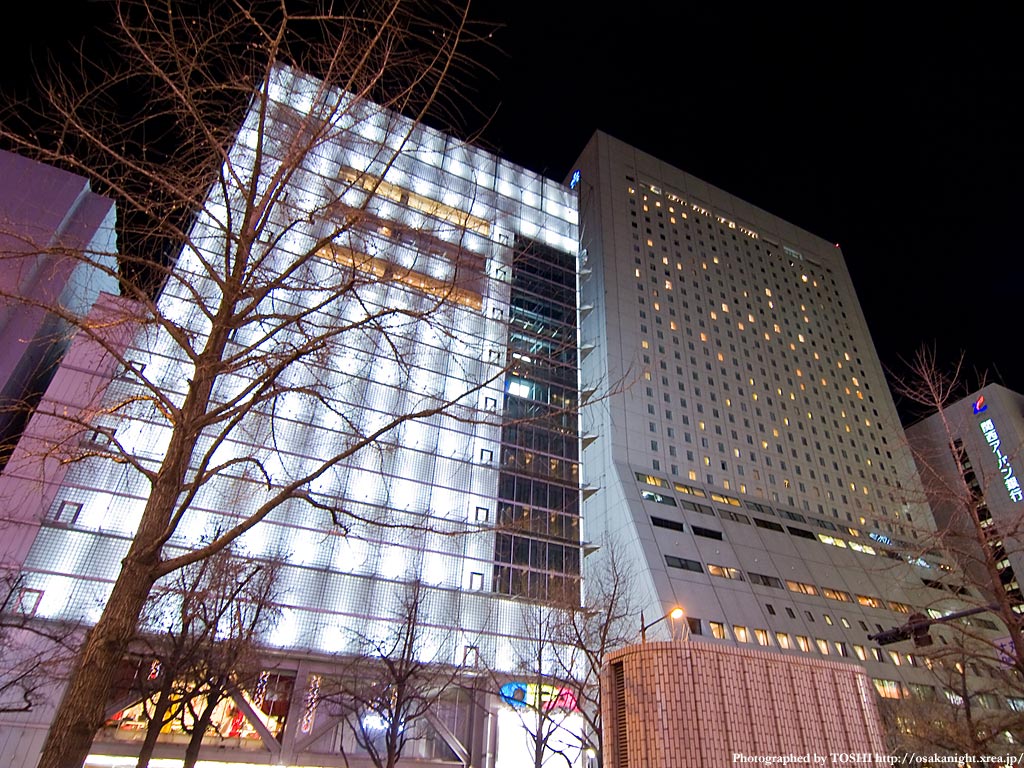 Shopping centre. Shinsaibashi OPA beautiful museum to (shopping center) 730m