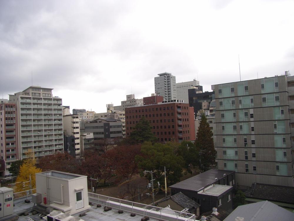 View photos from the dwelling unit. East side view. Horie park you will see. Day ・ Good view