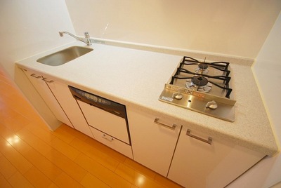 Kitchen. Two-burner gas system K