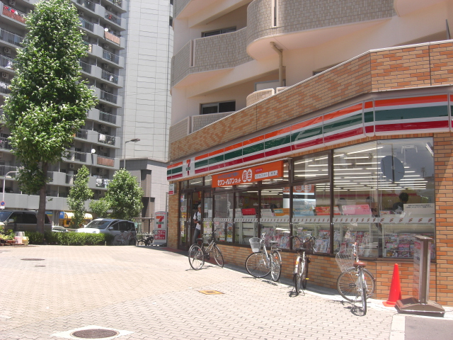 Convenience store. Seven-Eleven Osaka Utsubohon-cho 3-chome up (convenience store) 141m