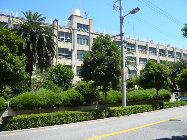 Primary school. 387m to Osaka Municipal Horie elementary school (elementary school)