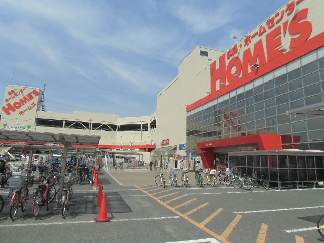 Home center. Shimachu Co., Ltd. Holmes Minamitsumori store up (home improvement) 172m