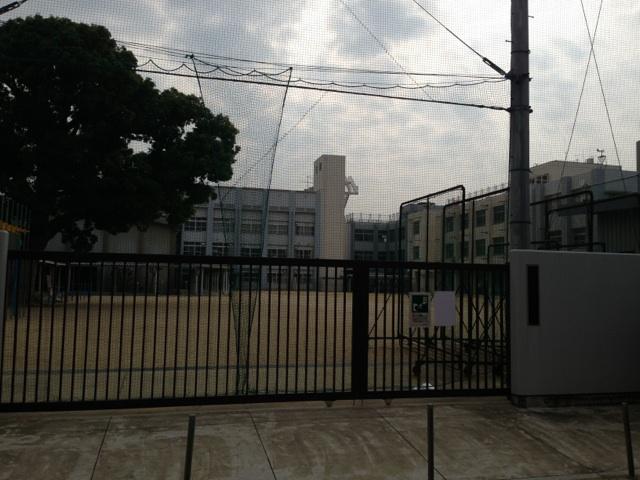 Primary school. 692m to Osaka Municipal Tamade Elementary School