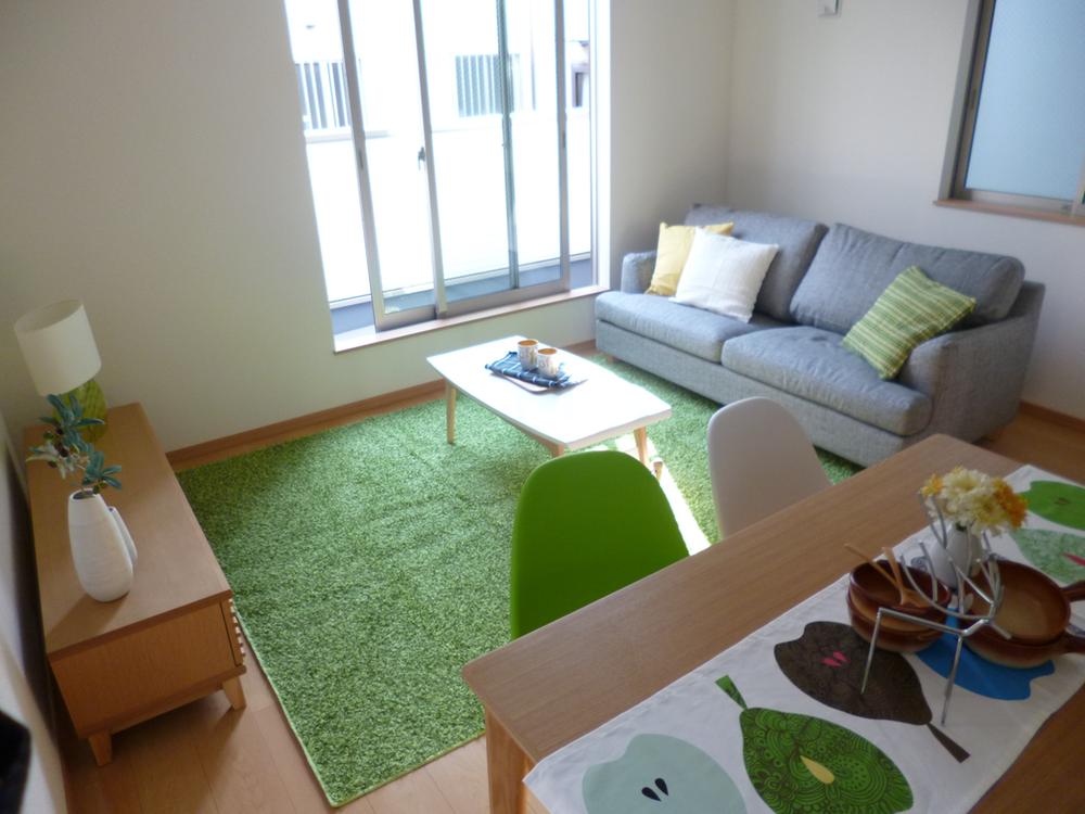 Same specifications photos (living). It is a model house of our property ☆ Flooring material and the like are different!