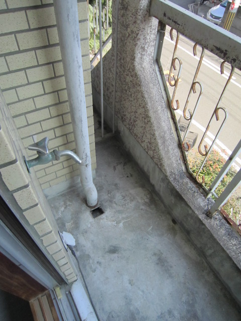 Balcony. Washing machine Storage