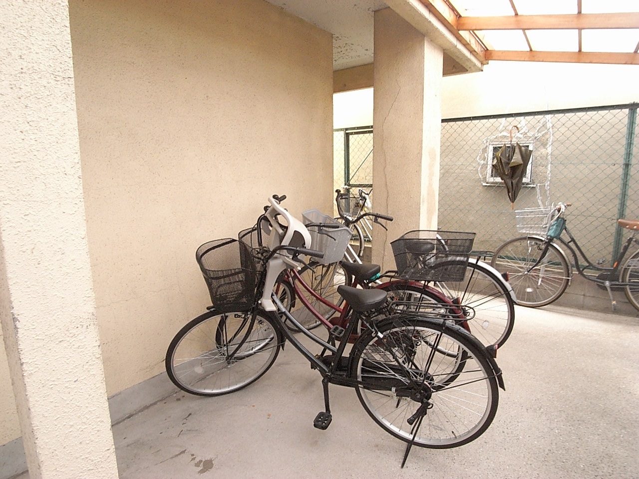 Other common areas. Bicycle-parking space