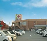 Supermarket. Izumiya 282m Garden to the store (Super)