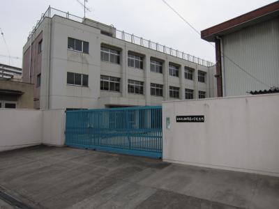 Primary school. 467m to Osaka Municipal Kagaya elementary school (elementary school)