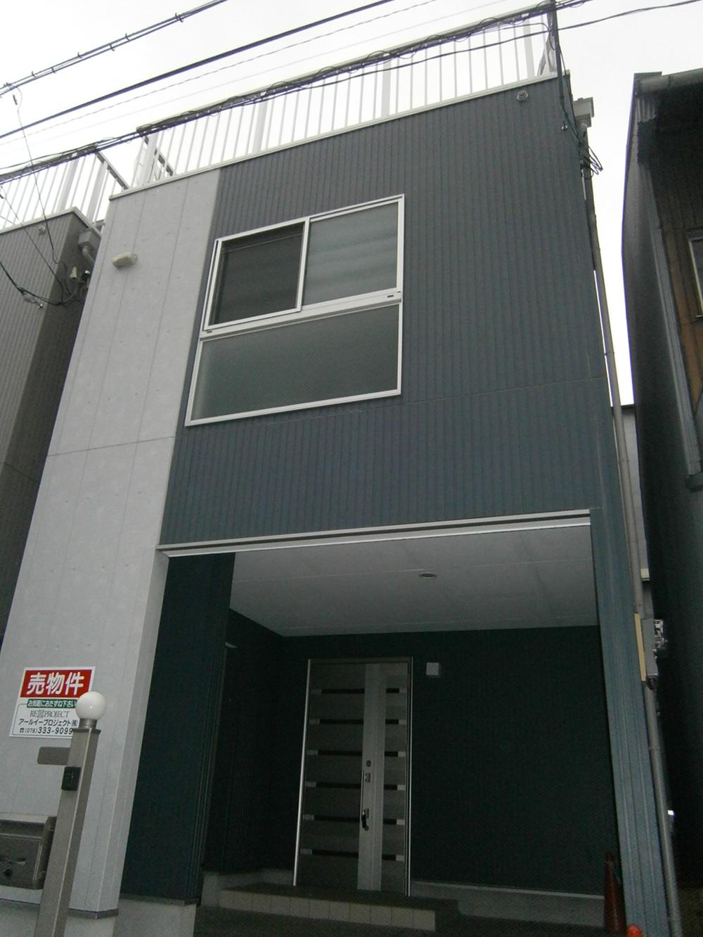 Local appearance photo. March 22. It is a house that has been newly built in the year. 