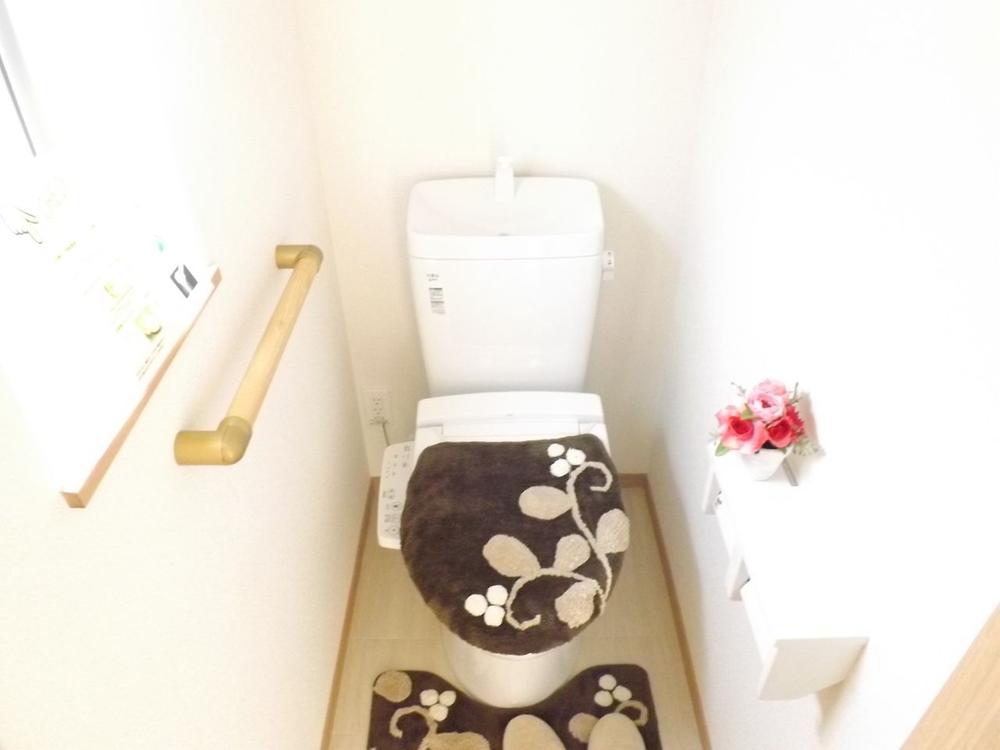 Other Equipment. Same specifications photos (toilet)