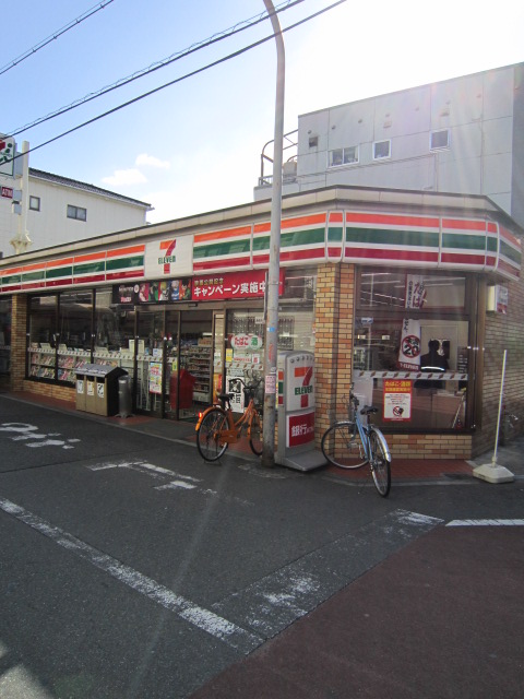 Convenience store. Seven-Eleven Tengachaya Station store up to (convenience store) 205m