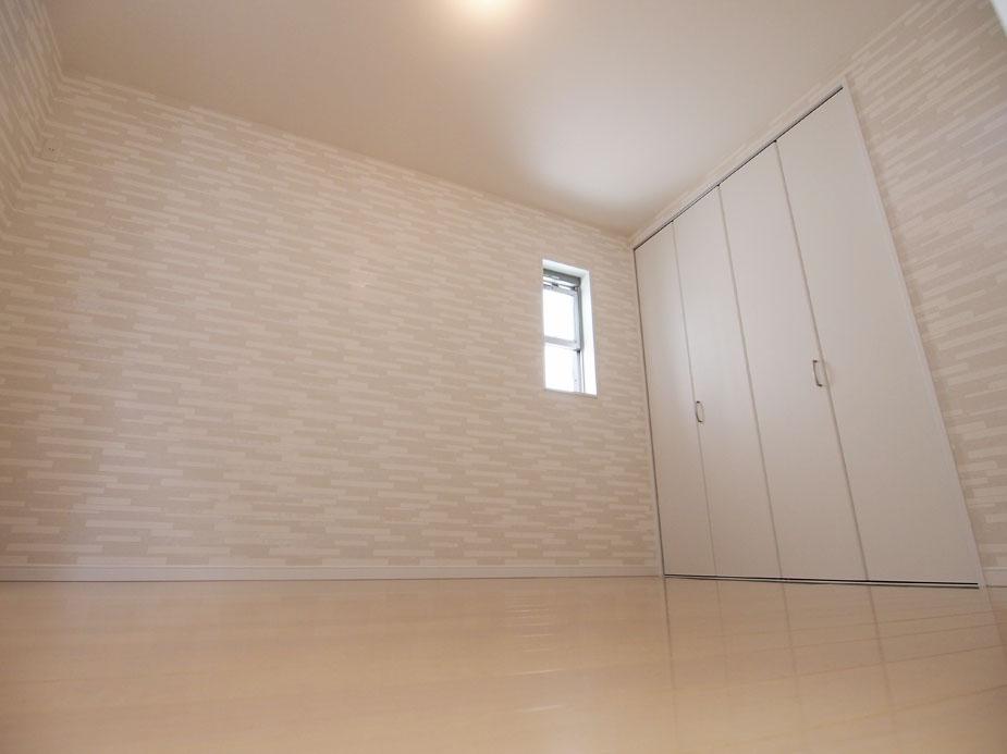 Non-living room. Western-style 6 Pledge possible more