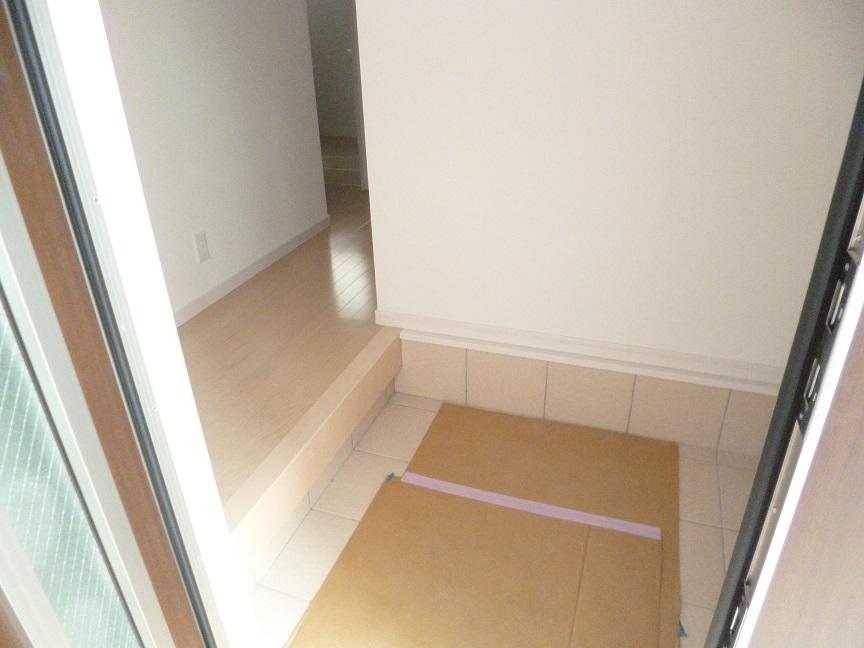 Entrance. The entrance also say the face of residence, To produce a spacious space a distinctive! Also fashionable interior highly entrance with storage!