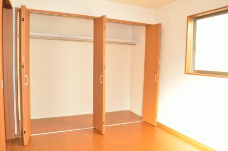 Same specifications photos (Other introspection). Abundant storage capacity!